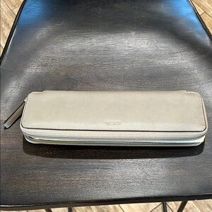 NWT TUMI Leather Zip Watch Case
